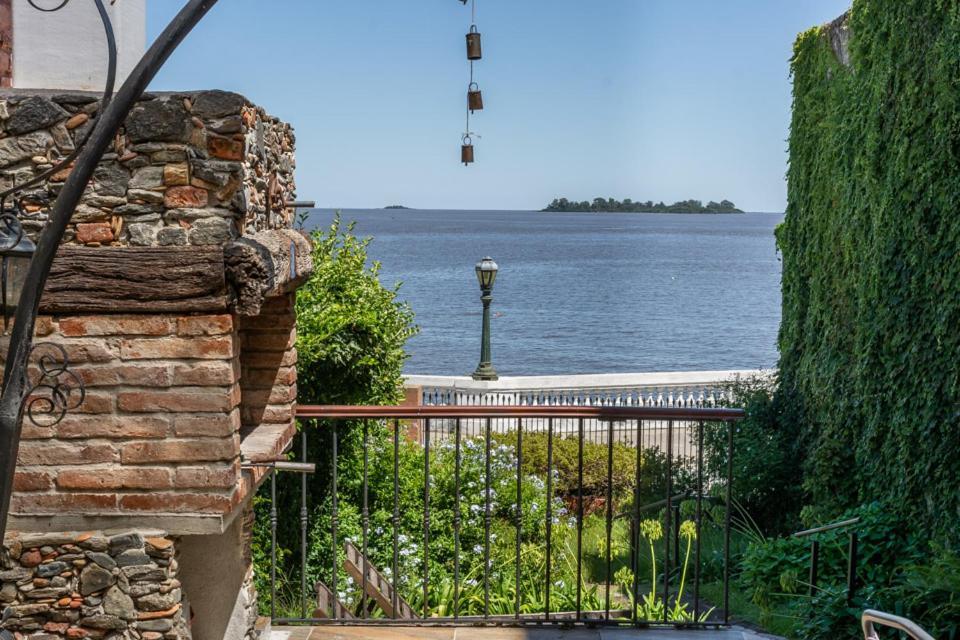 Casa Francis - Apartamentos Colonia del Sacramento Bagian luar foto