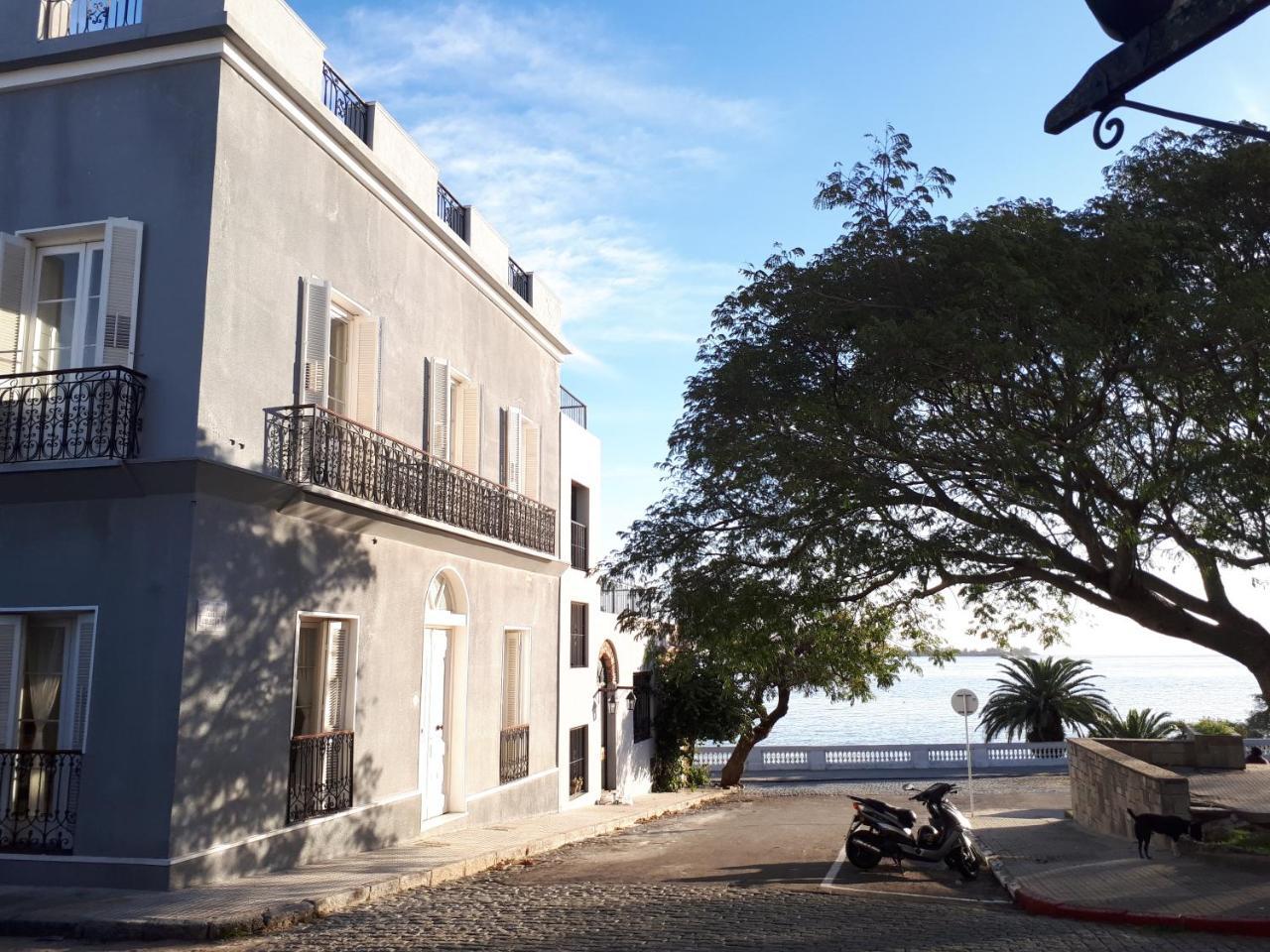 Casa Francis - Apartamentos Colonia del Sacramento Bagian luar foto
